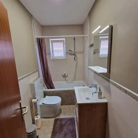 Drago For 4-5 Persons