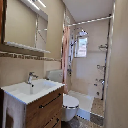 Drago For 4-5 Persons Apartman